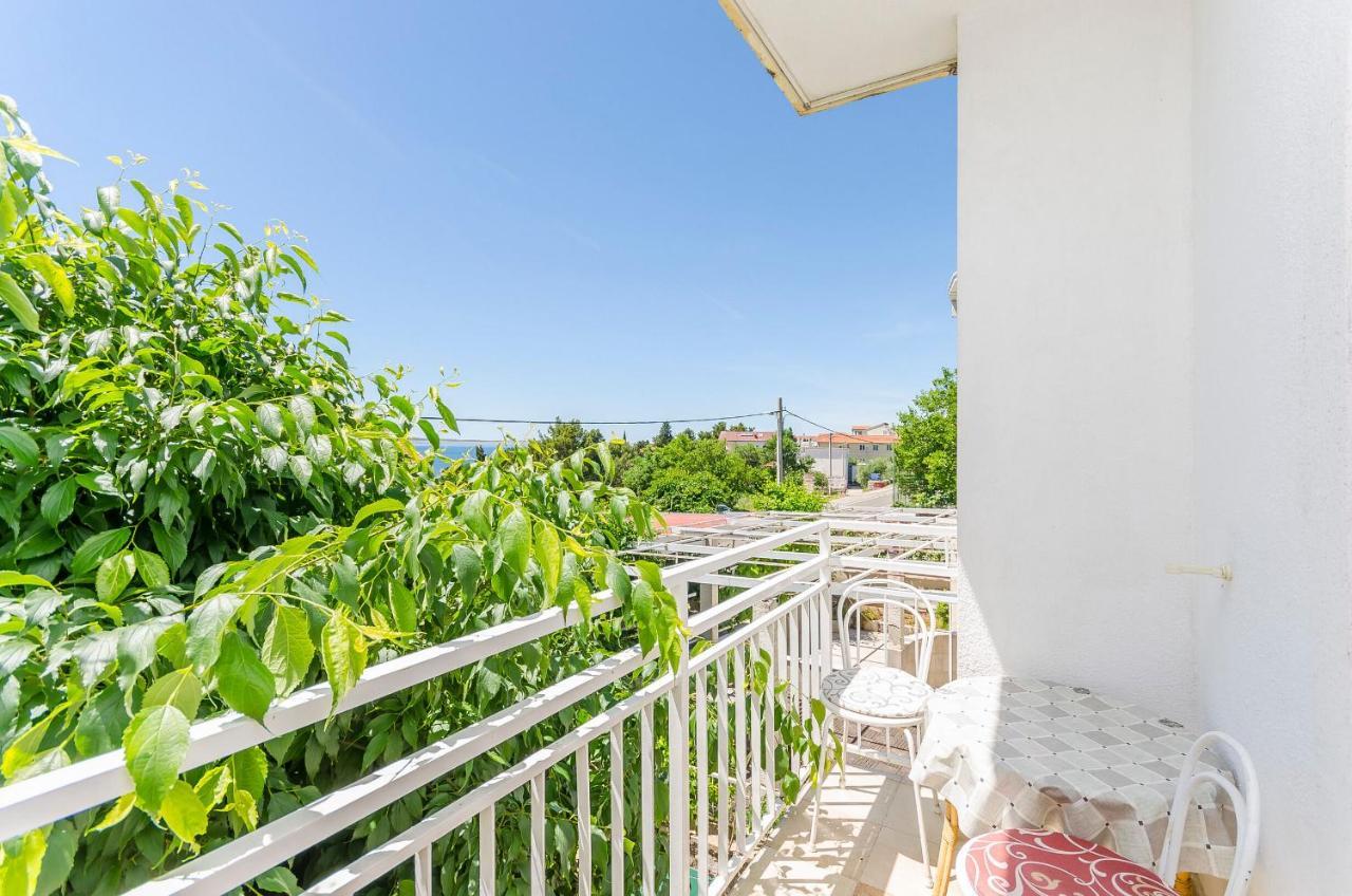 Apartments Zora Starigrad Exterior photo