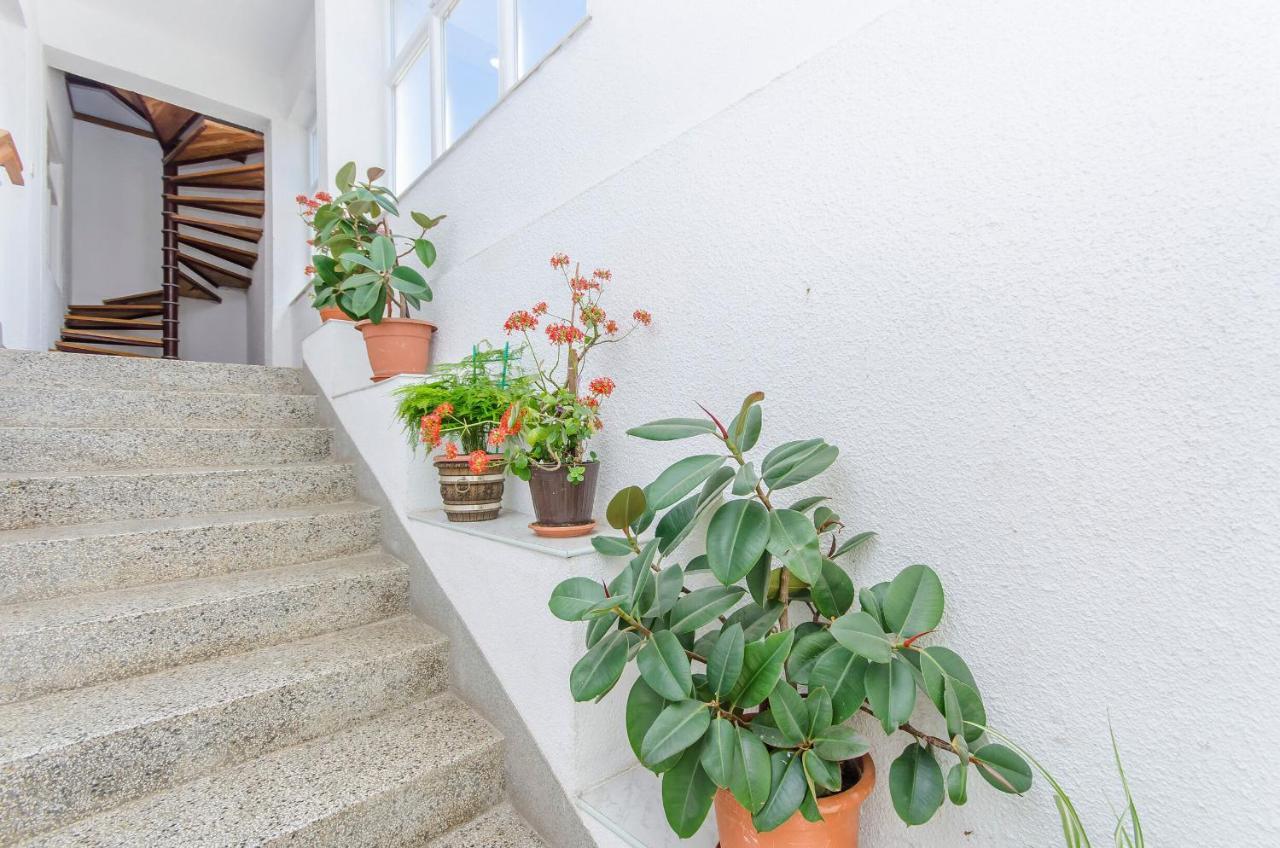 Apartments Zora Starigrad Exterior photo